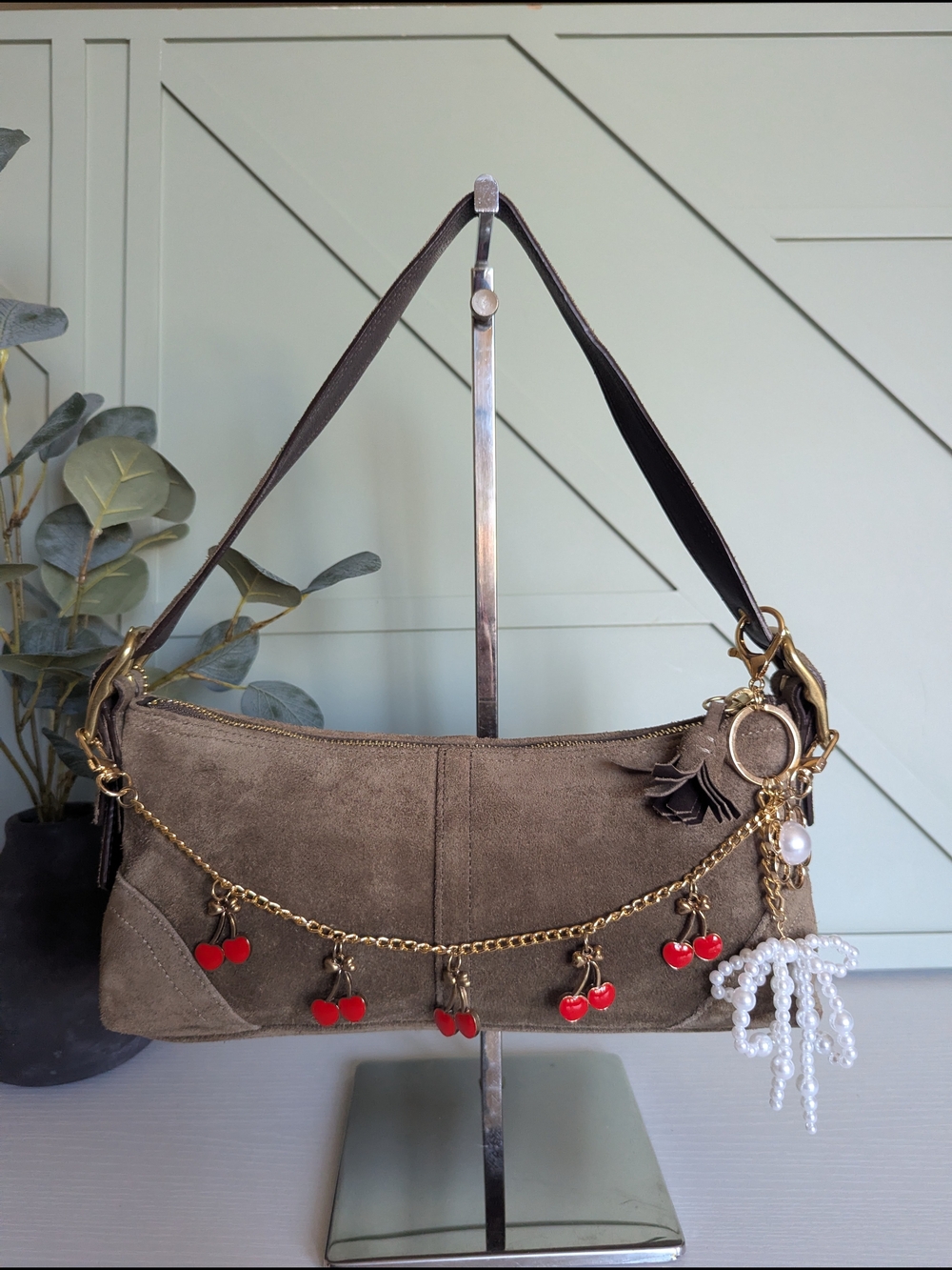 vintage Coach Hamptons Demi Suede Baguette Bag - Picture 3 of 13